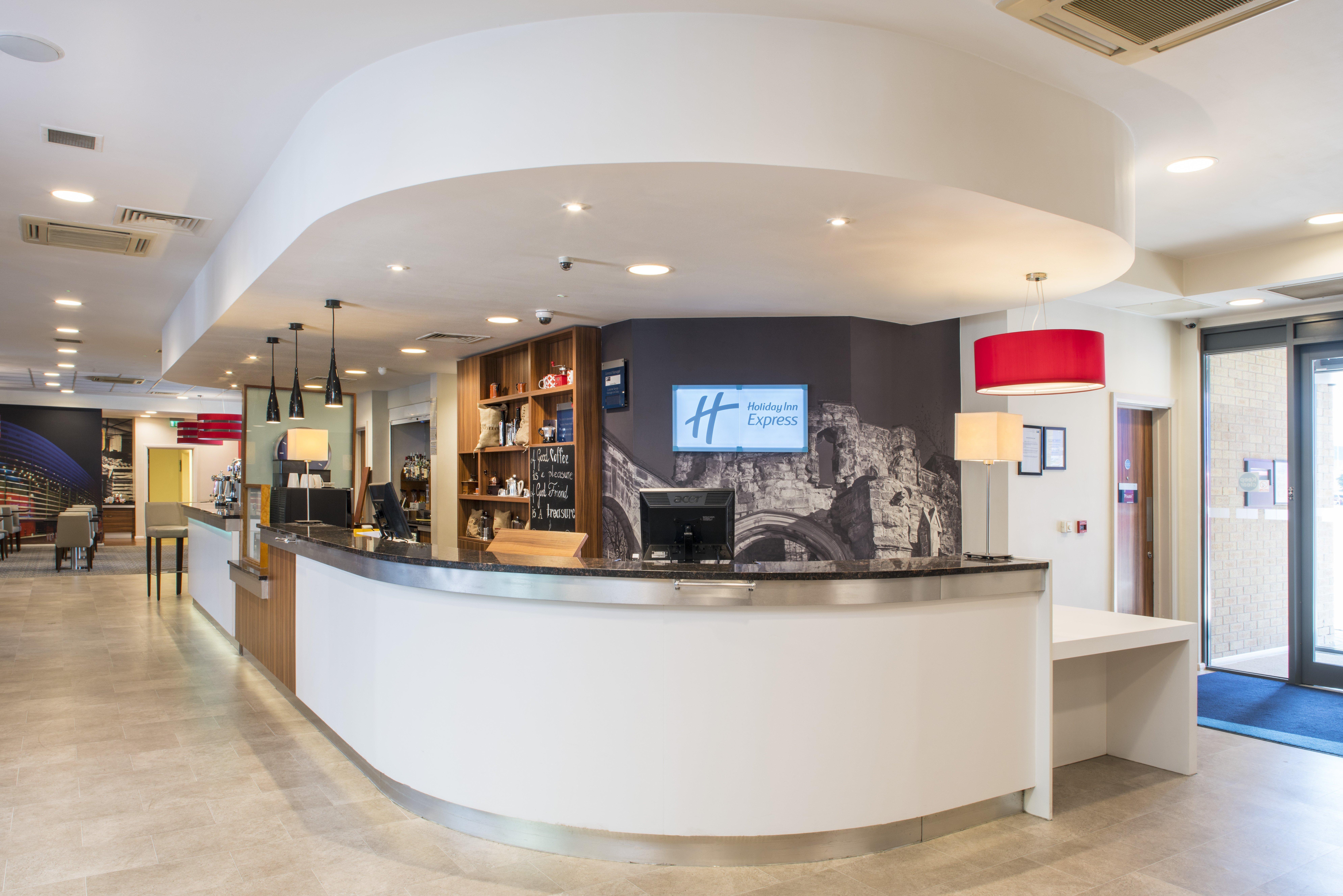 Holiday Inn Express Leicester City By Ihg Exterior photo