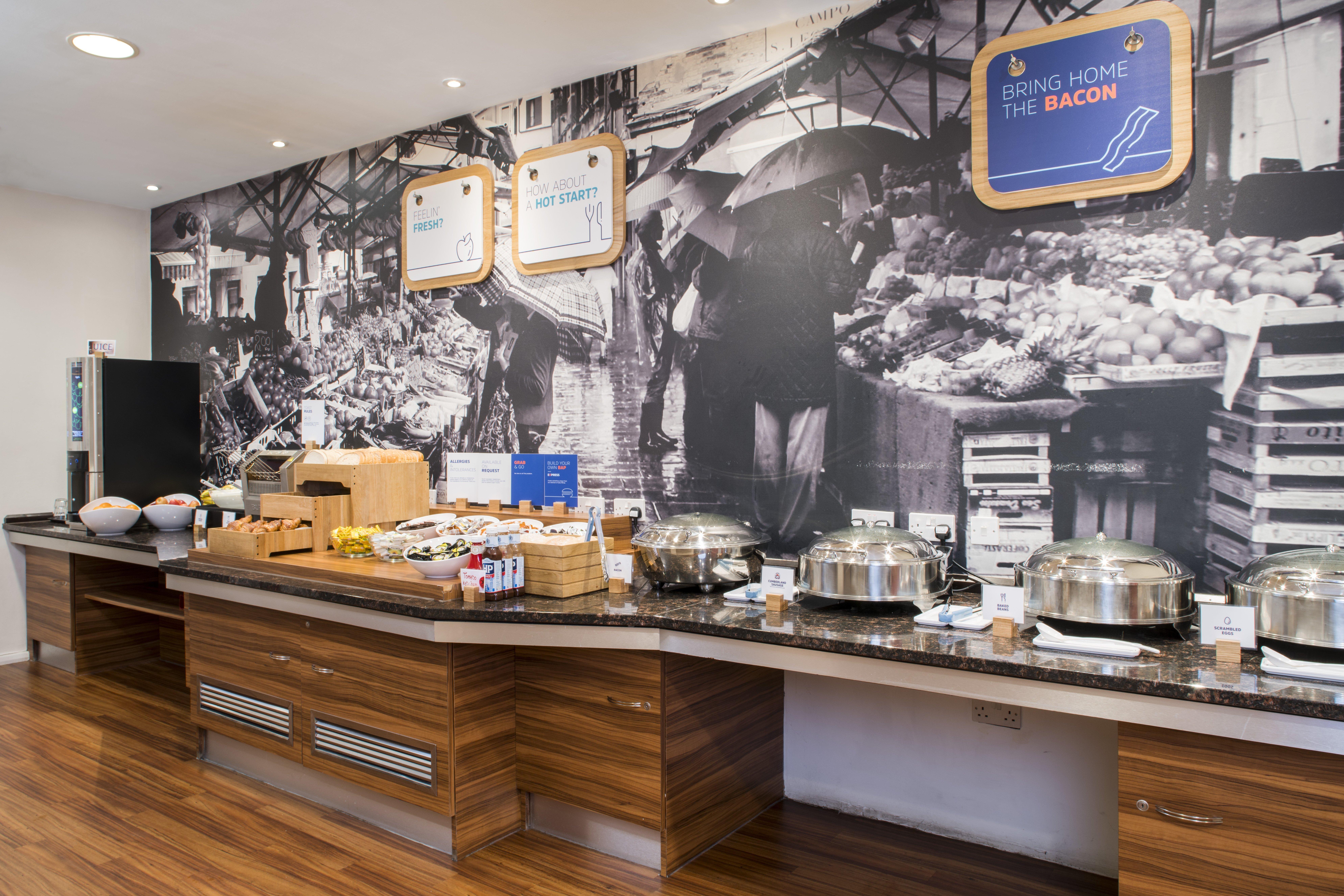 Holiday Inn Express Leicester City By Ihg Exterior photo